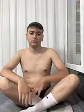 imjustaboyy1 online show from 06/26/26, 05:28