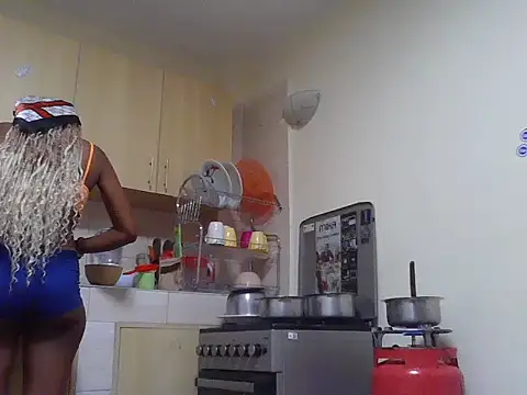 Cutezipora online show from 06/17/26, 12:29