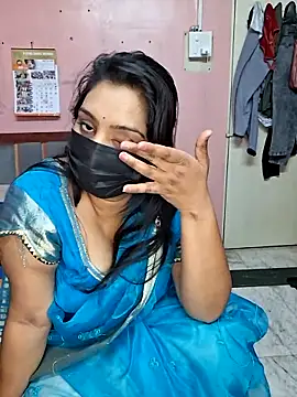 Snapshot of Hornyreshma chatting on 06/17/26, 09:45 Hornyreshma online show from 06/17/26, 09:45
