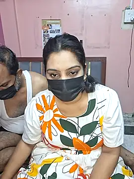Snapshot of Hornyreshma chatting on 06/25/26, 10:42 Hornyreshma online show from 06/25/26, 10:42