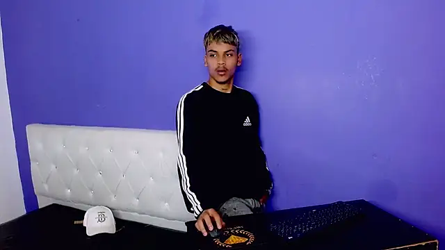 Angel foxc13 online show from 06/24/26, 03:05