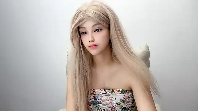 jiangjiang2005 online show from 07/05/26, 04:25