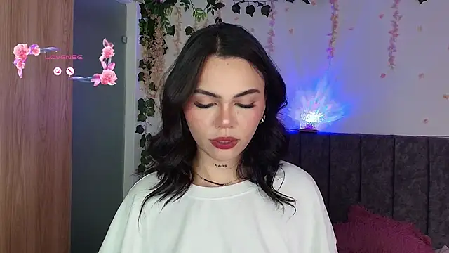 andraa rossee online show from 06/11/26, 02:53