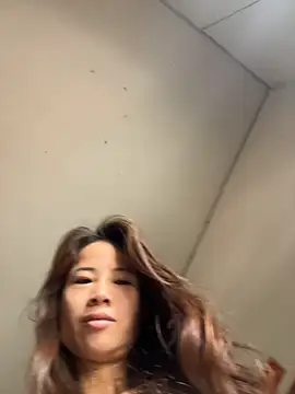 kiss loo online show from 06/09/26, 01:50