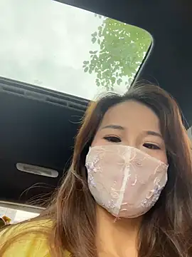 kiss loo online show from 06/22/26, 12:24