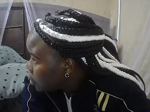 sexykendy03 online show from 06/03/26, 06:02