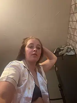 Miss brunettexx online show from 06/01/26, 08:10