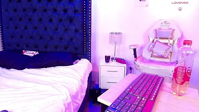 Amber soul online show from 06/11/26, 12:32