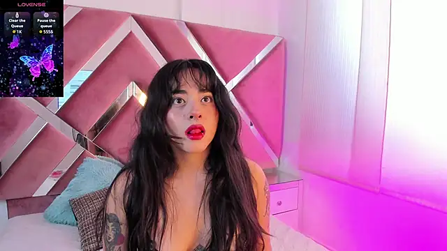 Elena Tylor online show from 06/20/26, 01:36