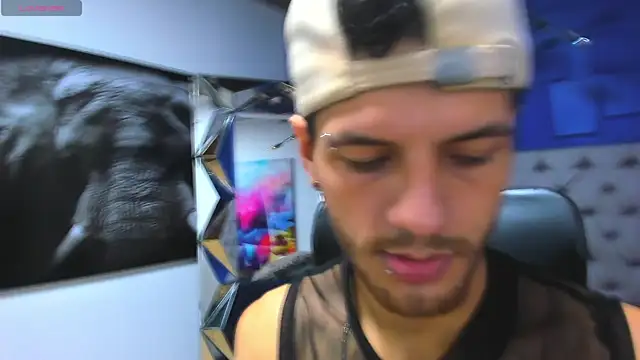 CHRIS GREY online show from 07/07/26, 12:09