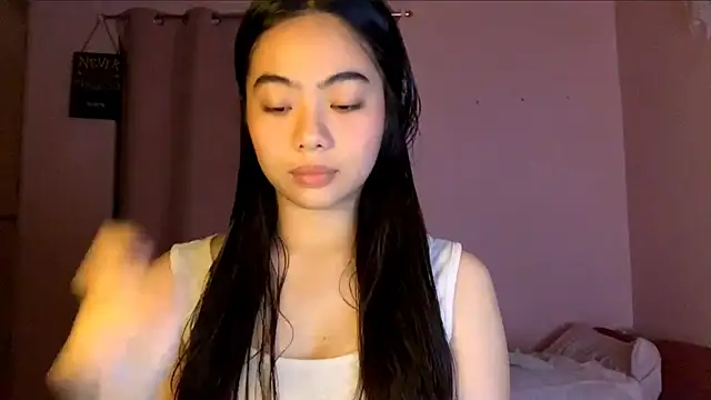 EnchantingEscalade online show from 06/01/26, 02:30