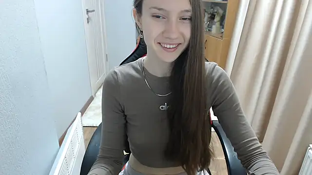 DollAshley online show from 06/01/26, 08:05