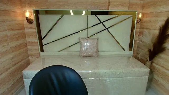Kiara Moon r online show from 06/14/26, 03:08
