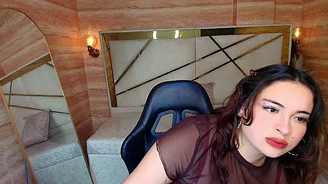 Kiara Moon r online show from 07/11/26, 03:09