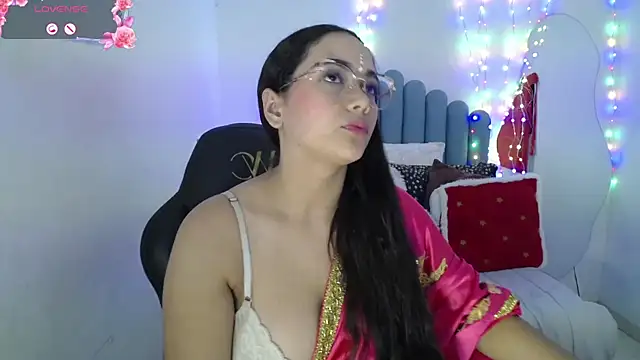 farah samira online show from 06/29/26, 11:54