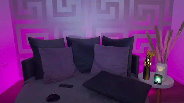 Snapshot of Mina_Babe chatting on 03/02/25, 09:10 Mina Babe online show from 03/02/25, 09:10