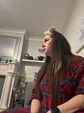Kaylahh123 online show from 06/17/26, 05:21