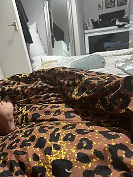 naughtygirl6989 online show from 07/16/26, 08:04