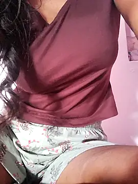 Miss Inayat online show from 05/28/26, 10:56