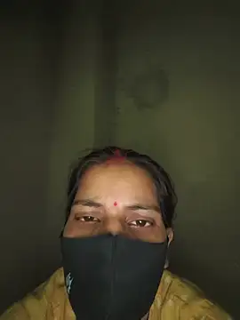 Snapshot of Neha-ji chatting on 07/09/26, 02:15 Neha-ji online show from 07/09/26, 02:15