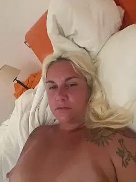 Sofia beee online show from 06/29/26, 08:53