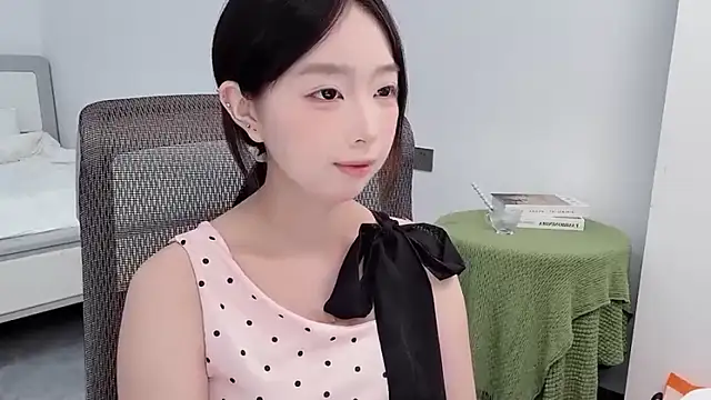 Yoyo33355 online show from 06/02/26, 02:57