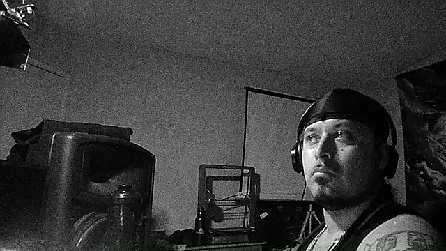 licknitright6 online show from 06/01/26, 10:28