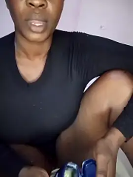 curvyperry online show from 06/13/26, 10:57