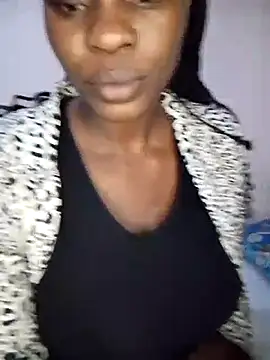 curvyperry online show from 06/17/26, 03:20