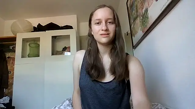 SoftieSophie online show from 05/26/26, 03:08