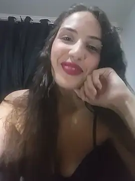 tchutchuquinha0106 online show from 05/28/26, 01:03