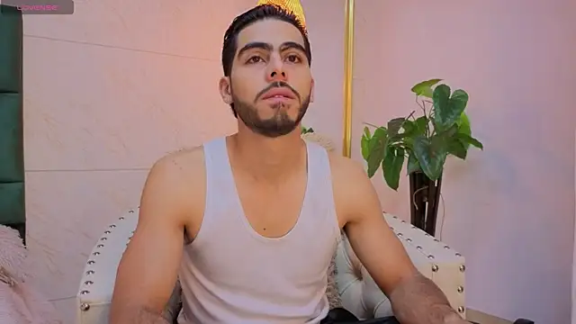 Snapshot of Jadiel_Stone chatting on 06/18/26, 12:20 Jadiel Stone online show from 06/18/26, 12:20