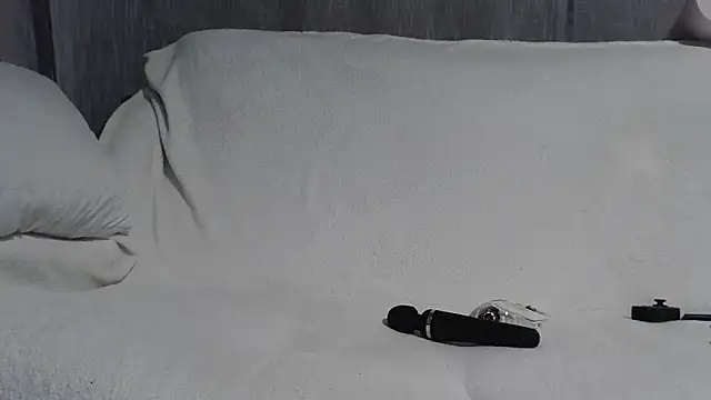 AnnaCrazyHot online show from 12/05/25, 05:05