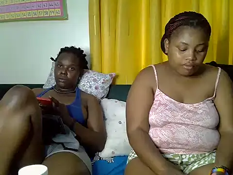 Sue pretty00 online show from 06/17/26, 10:17