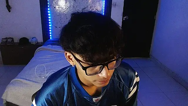 Mr yisuzz online show from 06/21/26, 11:13