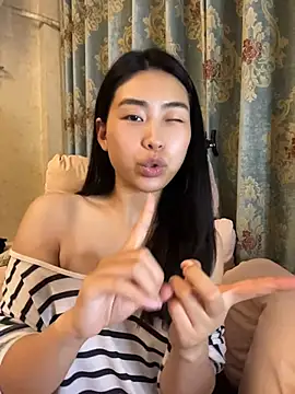 zhenzhen-888 online show from 06/23/26, 02:59