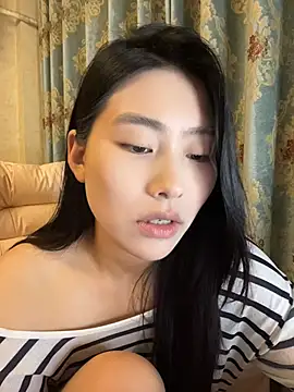 zhenzhen-888 online show from 07/02/26, 02:45