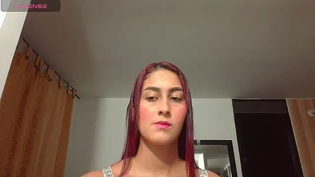 Snapshot of Dulce_eclipsee chatting on 06/16/26, 01:19 Dulce eclipsee online show from 06/16/26, 01:19