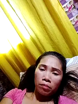 hotmom lyn online show from 06/11/26, 10:08