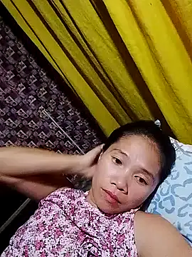 hotmom lyn online show from 06/13/26, 05:33