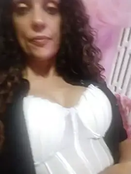 angelaxxx83 online show from 07/22/26, 04:32