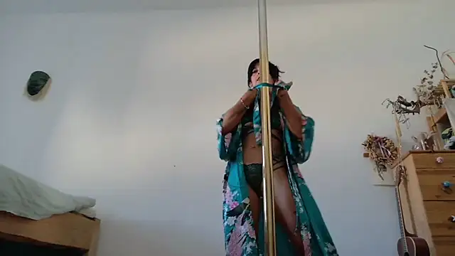 PriscillaPole online show from 07/22/26, 08:06