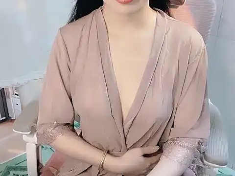 -Naomii  online show from 07/09/26, 06:17
