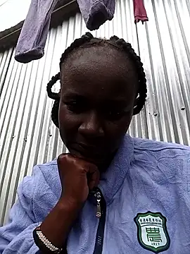 Ebonylouisa online show from 06/19/26, 02:43