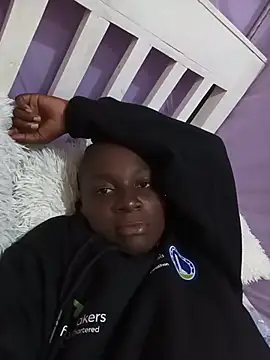 Ebonylouisa online show from 07/11/26, 04:53