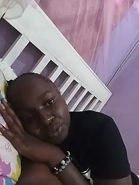 Ebonylouisa online show from 07/12/26, 05:42