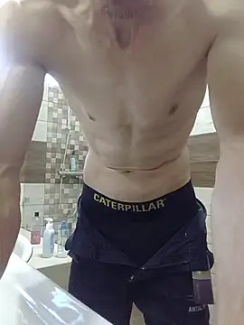 Nakedfanboy online show from 06/25/26, 03:27