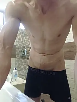 Nakedfanboy online show from 08/04/26, 03:03