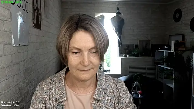 Snapshot of Mabel_Magic chatting on 06/18/26, 12:09 Mabel Magic online show from 06/18/26, 12:09