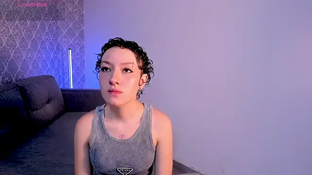 NohaCooper online show from 06/08/26, 08:31
